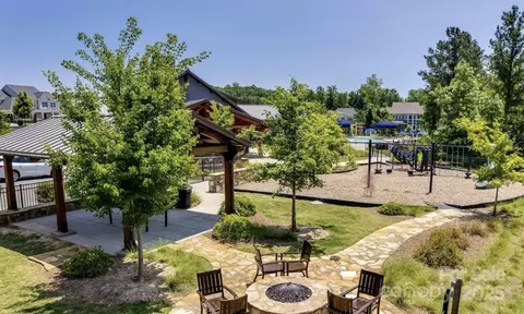 2026 Suttonview Rd, Fort Mill, SC 29708 photo 3