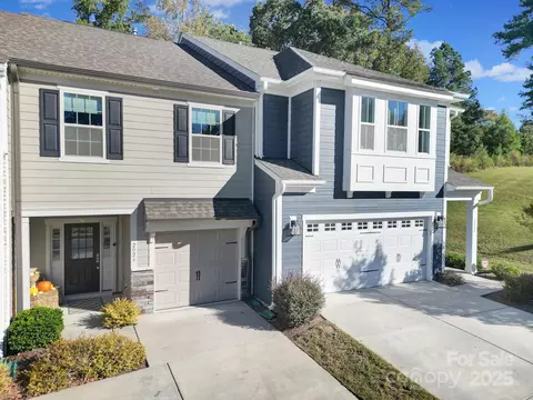 2026 Suttonview Rd, Fort Mill, SC 29708 photo 2