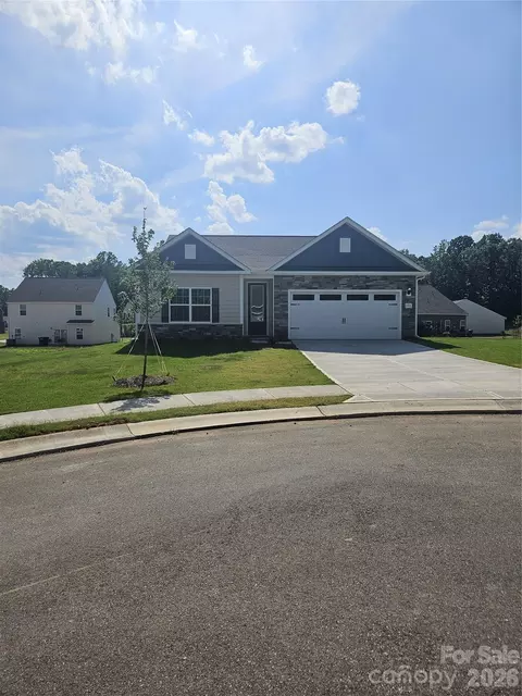 111 Sandypark Ct, Troutman, NC 28166