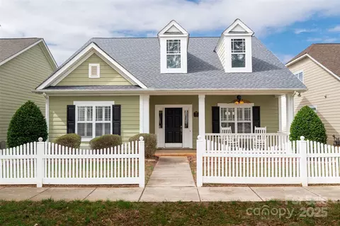 1011 Phar Lap Dr, Indian Trail, NC 28079