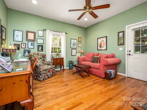 89 Memory Ln, Saluda, NC 28773 photo 18