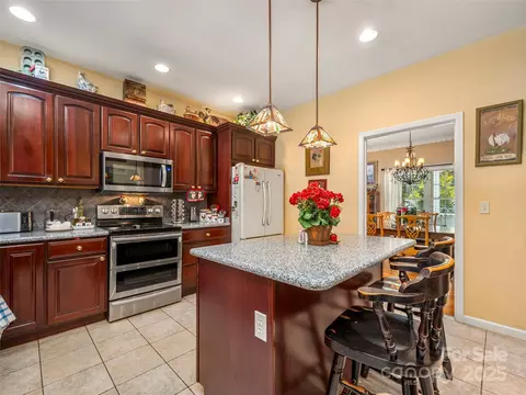 89 Memory Ln, Saluda, NC 28773 photo 16