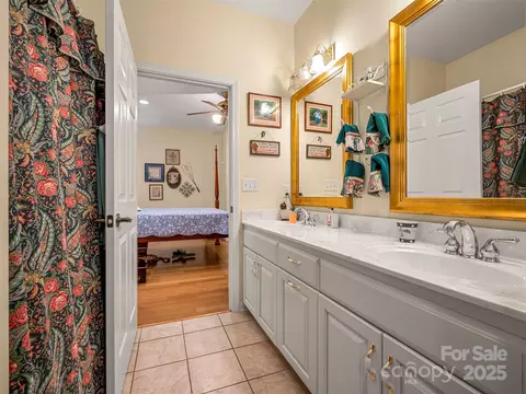89 Memory Ln, Saluda, NC 28773 photo 19