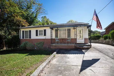1213 Essex St, Gastonia, NC 28052