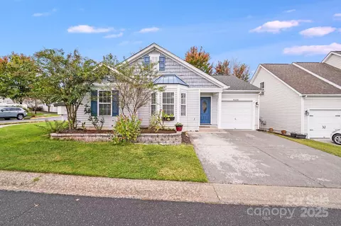8405 Backer Ln, Fort Mill, SC 29707
