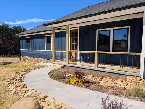 1349 Haven Heights Dr, Marion, NC 28752