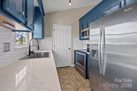 5012 Willow Run Dr, Monroe, NC 28110 photo 10