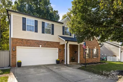 2032 Galty Ln, Charlotte, NC 28270