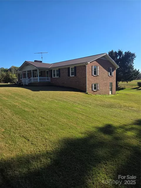 800 Andrews Mill Rd, Bostic, NC 28018