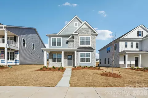 9013 Sawtooth Oak Aly, Huntersville, NC 28078
