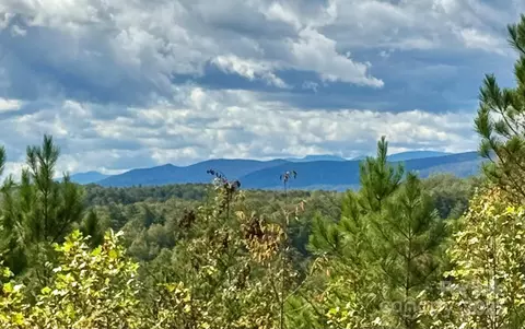 Low Valley 956 Way #956, Lenoir, NC 28645