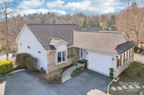 80 Laurel Ridge Pl, Hendersonville, NC 28739