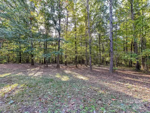 Exterior - 511 Bethphage Ln, Monroe, NC 28112 photo 4 of 7