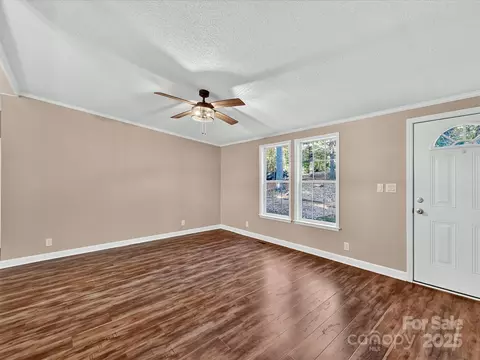 Living - 511 Bethphage Ln, Monroe, NC 28112 photo 4 of 5