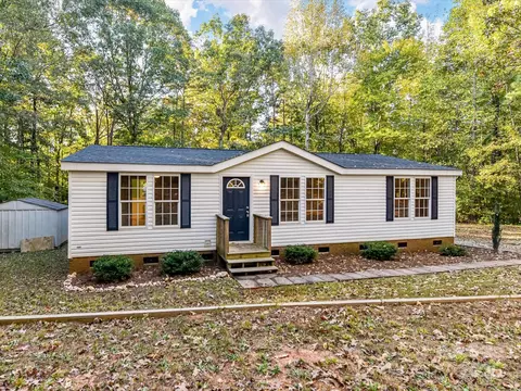 Exterior - 511 Bethphage Ln, Monroe, NC 28112 photo 2 of 7