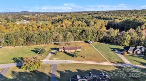 View/Area - 271 Pine Valley Ln, Hiddenite, NC 28636 photo 5 of 6