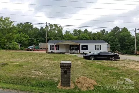 13139 Asbury Chapel Rd, Huntersville, NC 28078