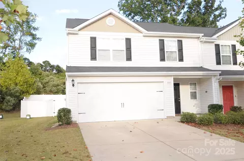 3333 Ellingford Rd, Charlotte, NC 28214