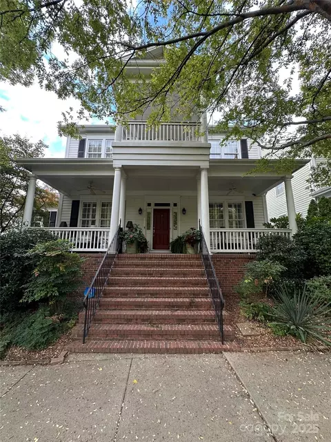 712 E 9th St, Charlotte, NC 28202