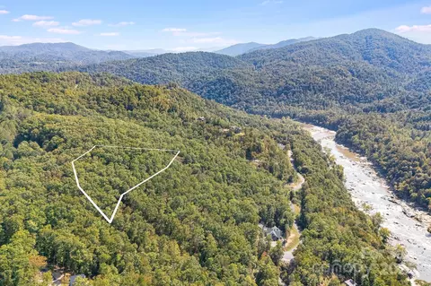 111 Wild Turkey Loop, Marshall, NC 28753 photo 3