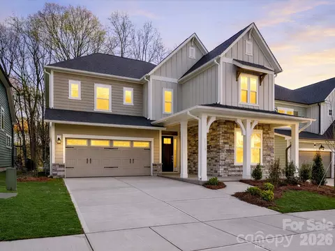 11217 Shreveport Dr, Huntersville, NC 28078