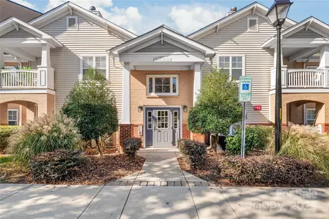 16410 Redstone Mountain Ln, Charlotte, NC 28277