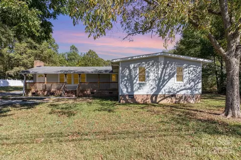 511 S White St # -A, Marshville, NC 28103