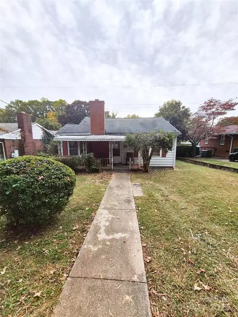 2015 St Paul St, Charlotte, NC 28216