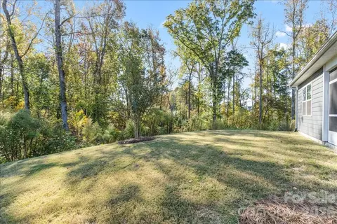 Exterior - 3130 Windhaven Ln, Tega Cay, SC 29708 photo 8 of 9