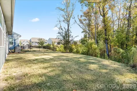 Exterior - 3130 Windhaven Ln, Tega Cay, SC 29708 photo 7 of 9