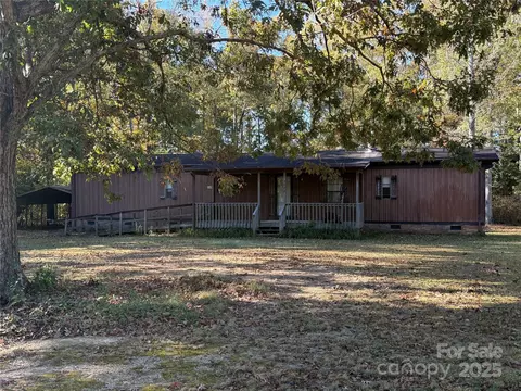 2622 Cimarron Cir, Midland, NC 28107