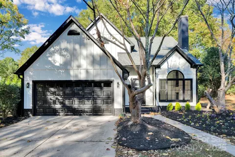 20807 Willow Pond Rd, Cornelius, NC 28031