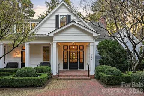 166 Iron Gate Cir, Mooresville, NC 28117