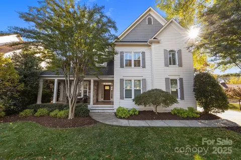 6147 Sharon Acres Rd, Charlotte, NC 28210