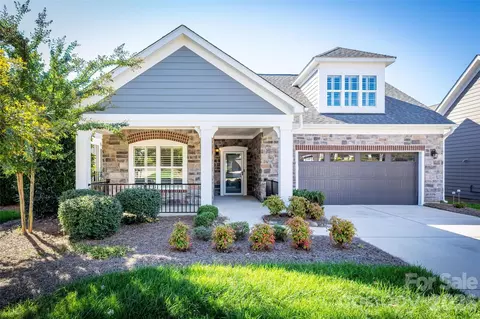 16215 Lakeside Loop Ln, Cornelius, NC 28031