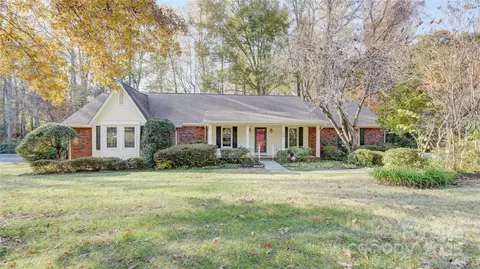 1535 Cripple Creek Rd, Kannapolis, NC 28081