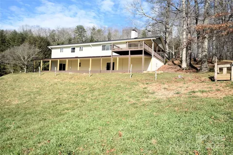 316 Messer Rd, Waynesville, NC 28786