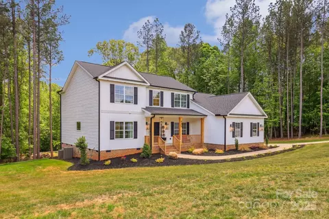 545 Morrison Farm Rd, Troutman, NC 28166