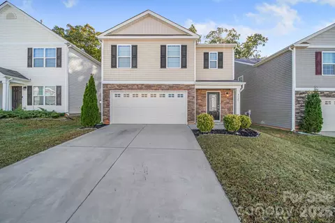 3120 Green Apple Dr, Dallas, NC 28034