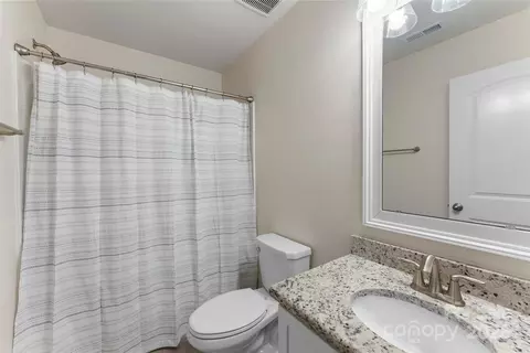 Bath - 17514 Julees Walk Ln, Davidson, NC 28036 photo 4 of 6