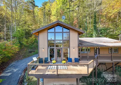 393 Everet Jenkins Rd, Robbinsville, NC 28771
