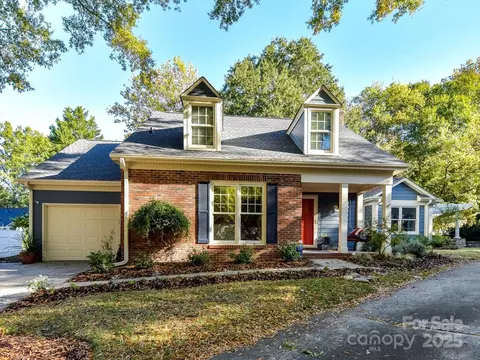 2505 Breuster Dr, Charlotte, NC 28210