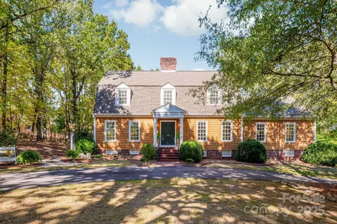 674 Abington Ne Dr NE, Concord, NC 28025