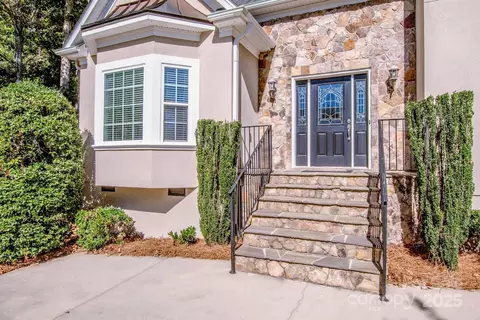 Exterior - 3545 Maple Brook Dr, Denver, NC 28037 photo 2 of 8