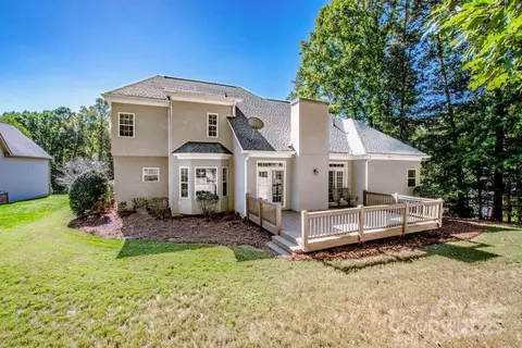 Exterior - 3545 Maple Brook Dr, Denver, NC 28037 photo 8 of 8