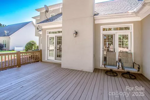 Exterior - 3545 Maple Brook Dr, Denver, NC 28037 photo 3 of 8
