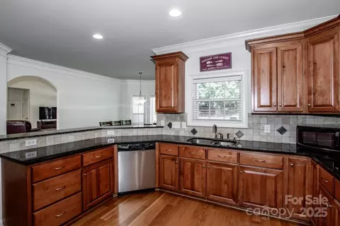 Kitchen - 3545 Maple Brook Dr, Denver, NC 28037 photo 4 of 4