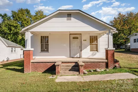 808 Walker St, Kannapolis, NC 28081