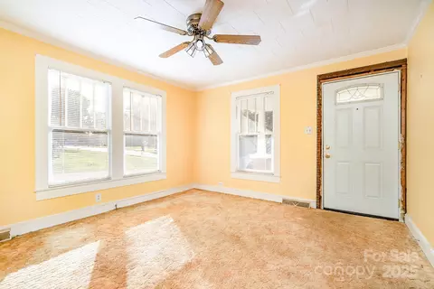 Living - 808 Walker St, Kannapolis, NC 28081 photo 3 of 3