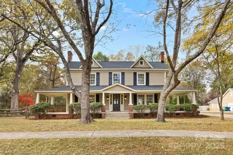 5607 Matthews-mint Hill Rd, Charlotte, NC 28227